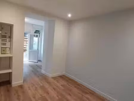 location appartement 2 pièces à angers saint-serge (49000) : à louer 2 pièces / 34m² anger