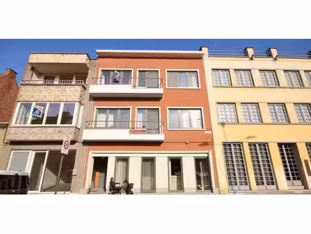 appartement à louer à sint-truiden pour € 950 avec 2 chambres à coucher