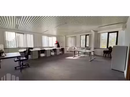 bureau à louer à steenokkerzeel pour € 2.200