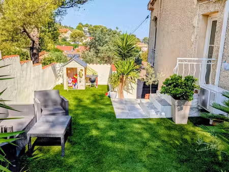 maison t3 avec piscineterrasse 50m² jardin de 160m² une autre terrasse de 10m² avec vue pa
