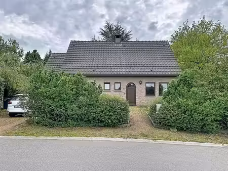 agréable villa 2 ch + bur idéalement située au calme