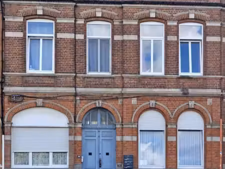 immeuble de rapport 5 studios + 1 appartement