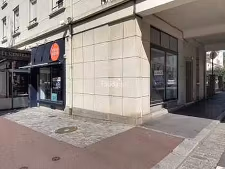 vente bureaux et commerces à saint-lô (50000) : à vendre / 56m² saint-lô