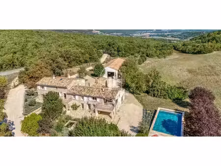 maison avec piscine et jardin simiane-la-rotonde (04)
