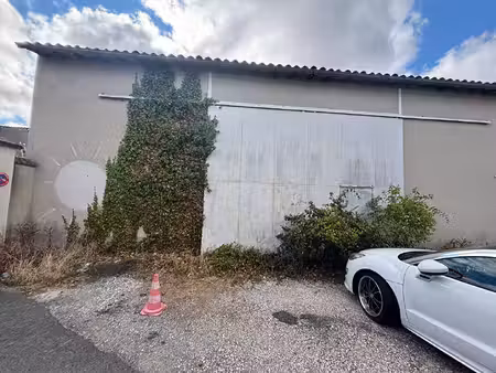 entrepôt à vendre