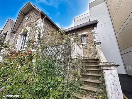 maison de ville 4 pièces 90 m²