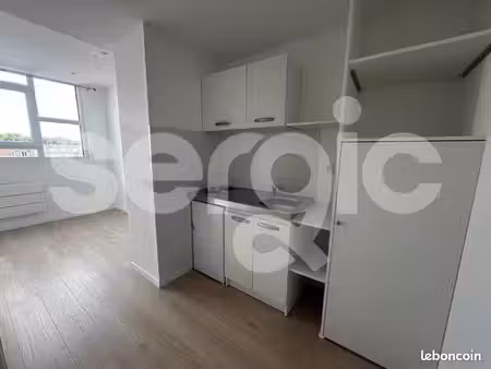 appartement 1 pièce 17 m²