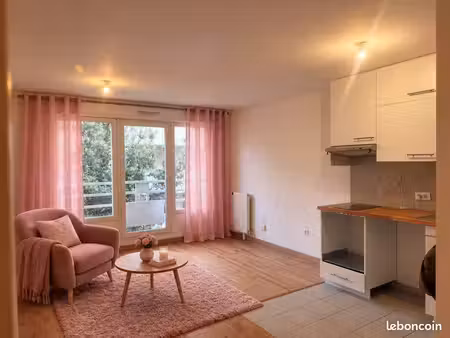 deux. pièces