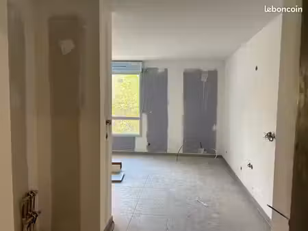 loue t 1 bis 36m carré sous pinel