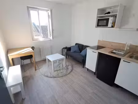 bel appartement t2 secteur clemenceau
