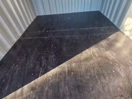 box de stockage de 16m3 à combaillaux