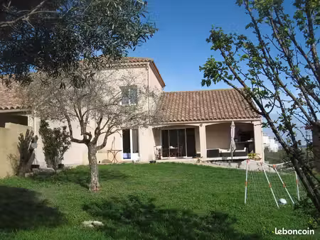 villa t4 hors lotissement en bordure de campagne 110 m2 habitables sur 2 niveaux sur 750 m