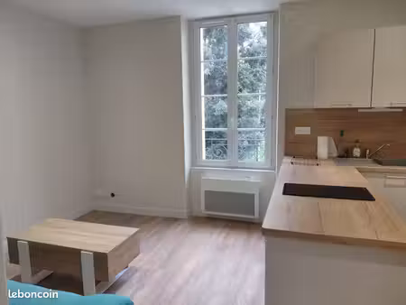 appartement 2 pièces tout équipé  quartier acacias