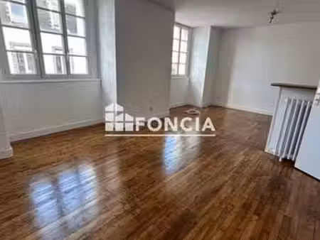 location appartement 3 pièces à brest pilier rouge (29200) : à louer 3 pièces / 84m² brest