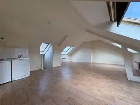 location appartement 2 pièces à rennes poterie (35000) : à louer 2 pièces / 43m² rennes po