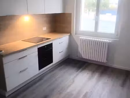 maison vue 7 pièces 97 m2 - centre