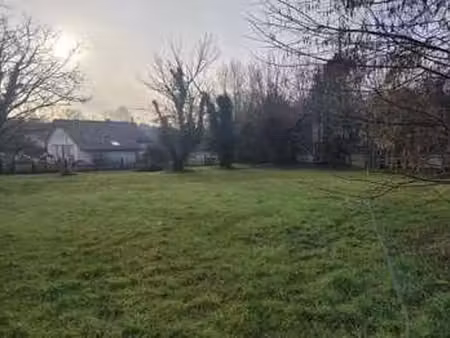 vente terrain à saint-médard-en-jalles (33160) : à vendre / saint-médard-en-jalles