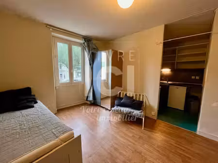 a louer studio carquefou 19.45m²