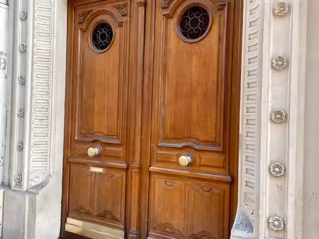 grande cave de 9 m²  saine et sécurisée – rue de maubeuge  paris 10ᵉ