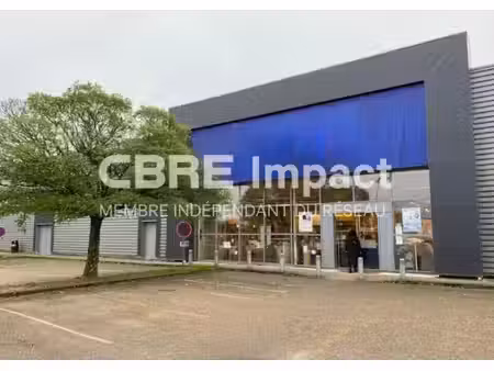 local commercial à louer