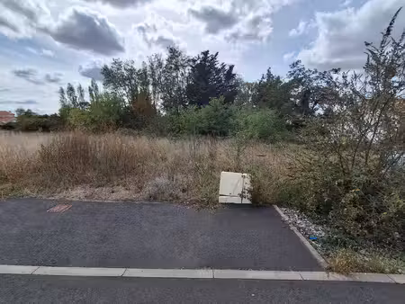 terrain constructible neuf à vendre
