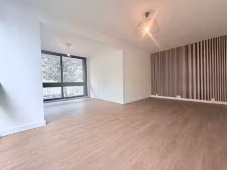 appartement 4-5 pièces - parc saint cyr