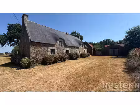 charmante longère pleine de cachet sur plus de 2 300 m² de terrain