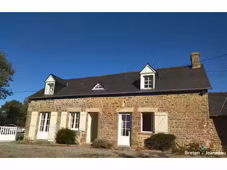 maison f4 à montreuil poulay