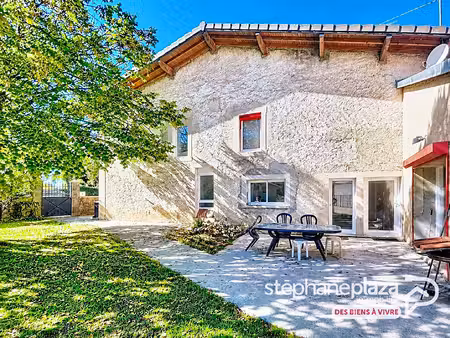 maison 5 pièces 180 m² à ceignes