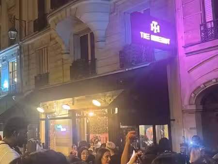 cession fonds de commerce – restaurant – paris 75004 chatelet)vente directe par le proprié