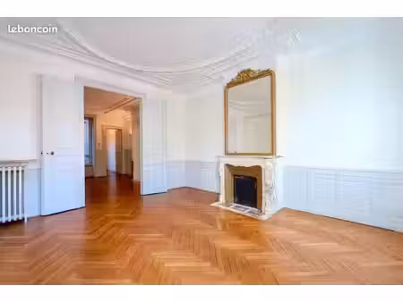 bureaux 220 m²