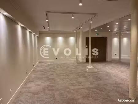 bureaux 132 m²