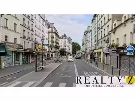 local commercial 62 m²