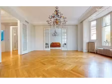 bureaux 202 m²