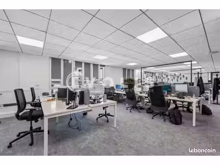 bureaux 382 m²