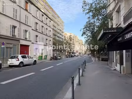 boulangerie/pâtisserie 140 m²