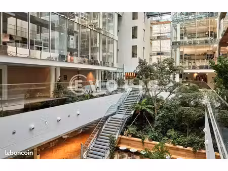 bureaux 100 m²