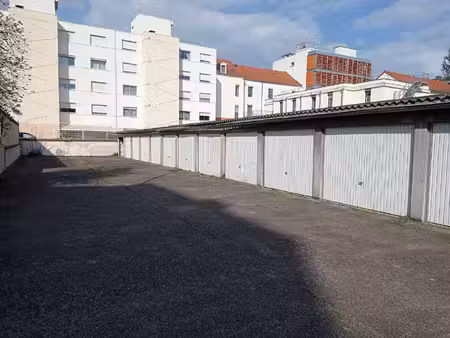 parking à louer