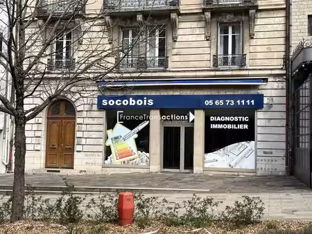 local commercial à louer