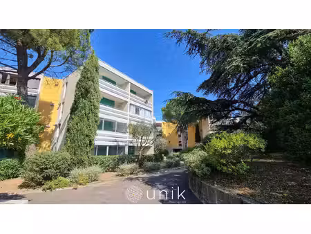 t2 de 45.74m2 + terrasse + garage