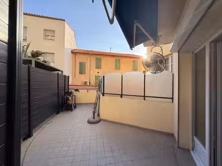 cannes stanislas - appartement 4 pièces avec terrasse proche du centre-ville