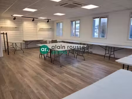 location bureaux nantes 44300 457m²