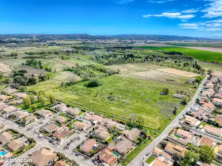 terrain de 220 m² à coursan