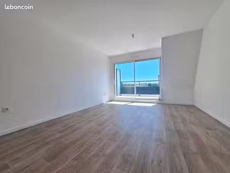 t2 de 40m² avec balcon de 2022