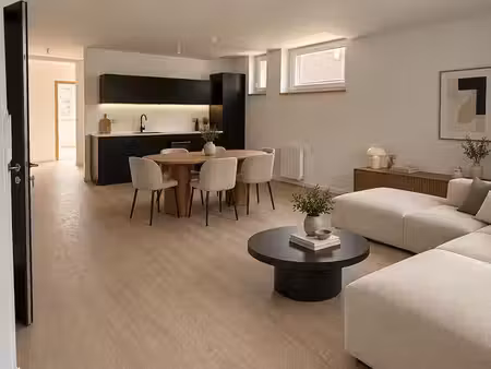 t3 neuf meublé au 1er étage 72 m2