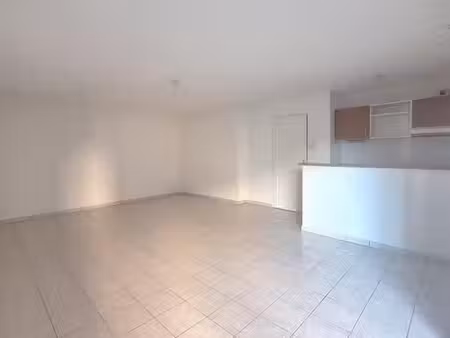 appartement 1 pièce 52 m²