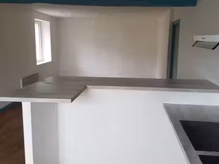 apparemment 85m2 / 3 chambres
