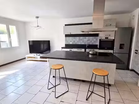 appartement 2 pièces 63 m²