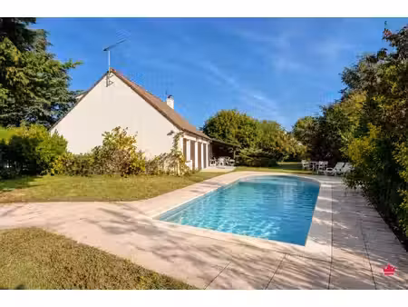 maison chassieu 6 pièce(s) 137 m2