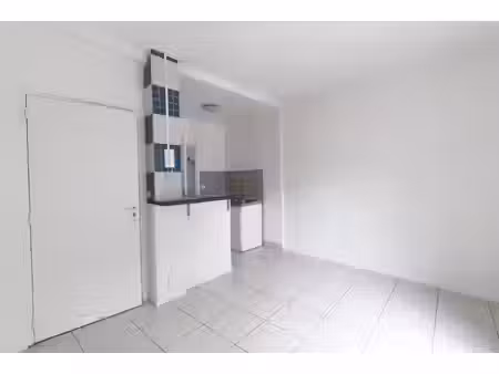 location appartement 1 pièce 17 m² à nemours (77140)  490 €